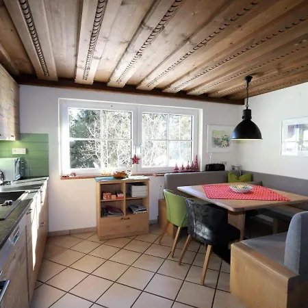 Vacation In * フラッハウ